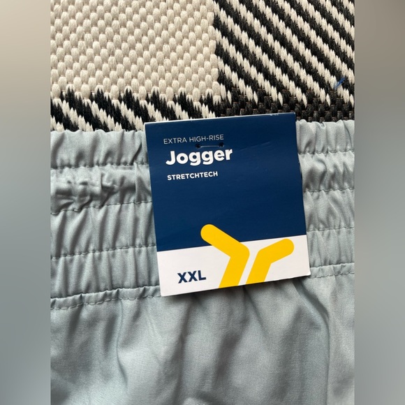 NWT XXL Old Navy Joggers 🤍 - Picture 12 of 13